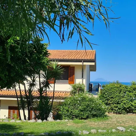 Nausica Apartment *